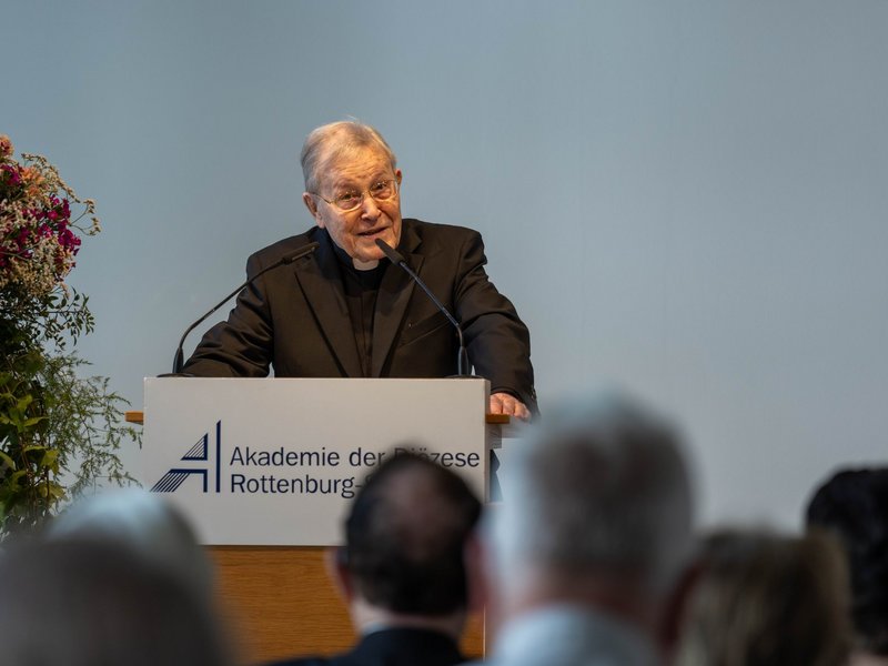 Kardinäle: Höchste Zeit, an Gott zu denken Kardinäle: Höchste Zeit, an Gott zu denken